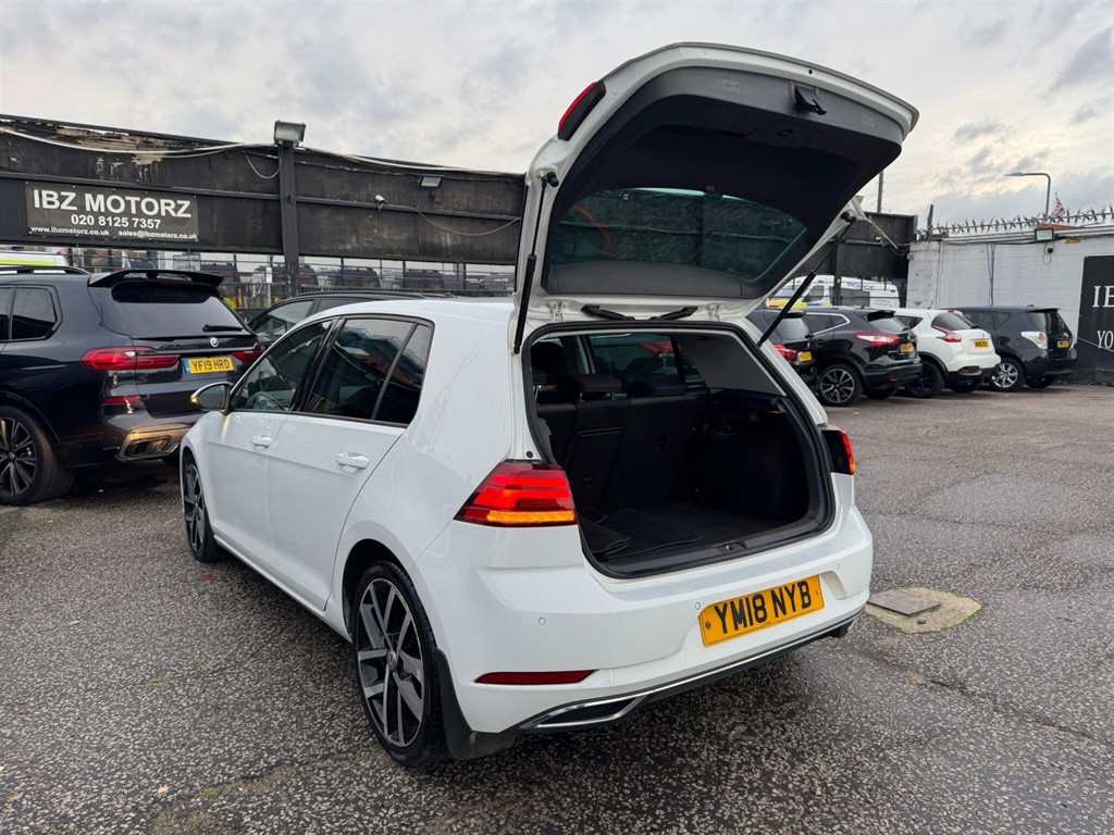Used Volkswagen Golf 2018 for sale - 76615917: Photo 63