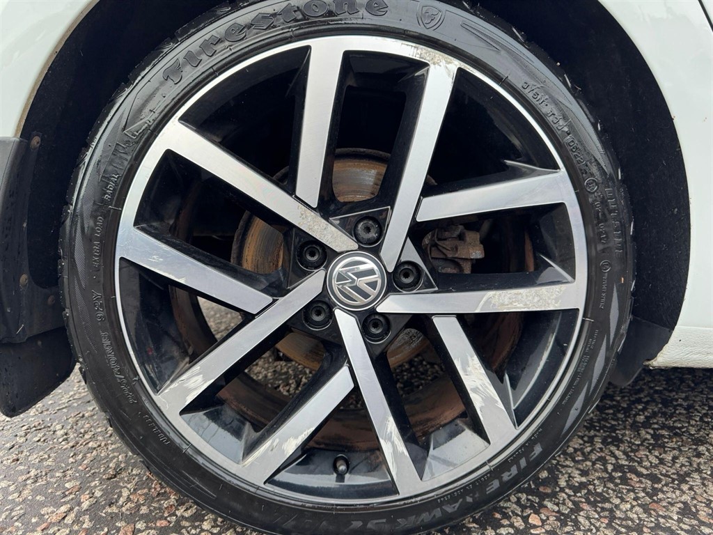 Used Volkswagen Golf 2018 for sale - 76615917: Photo 8