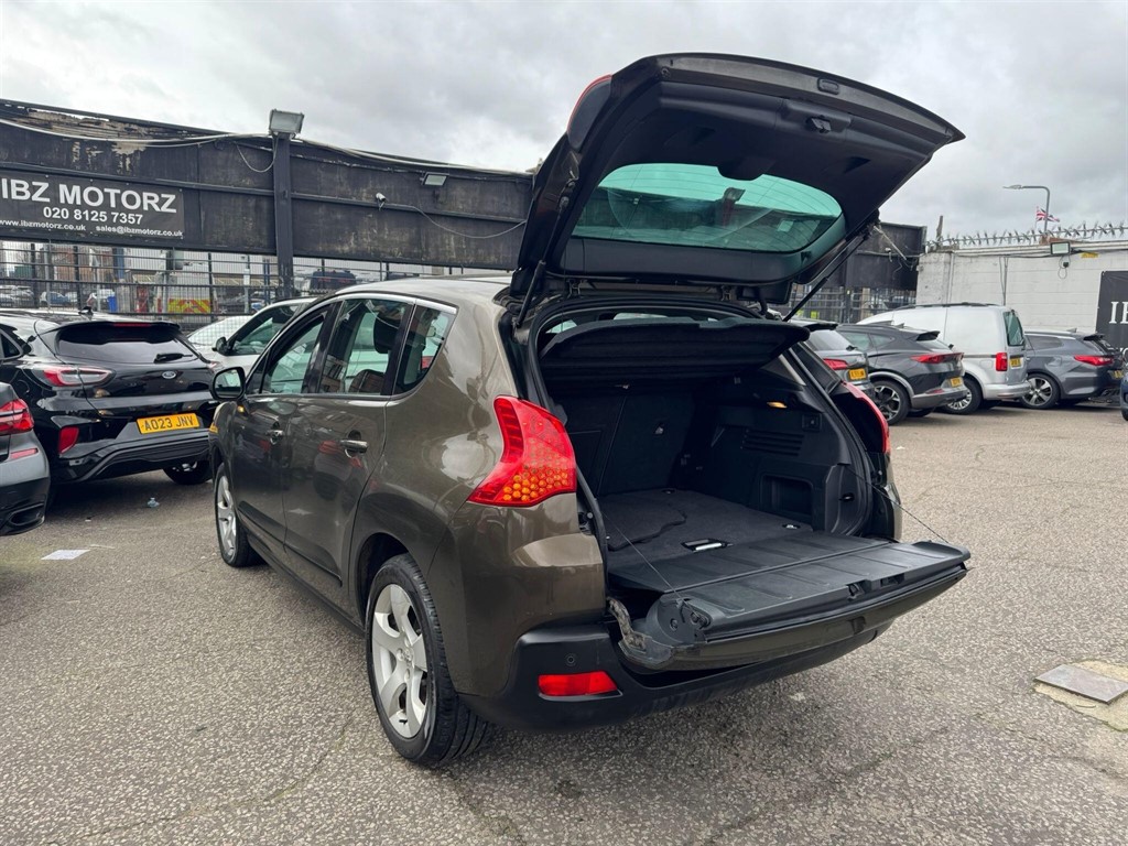 Used Peugeot 3008 2011 for sale - 77641064: Photo 21