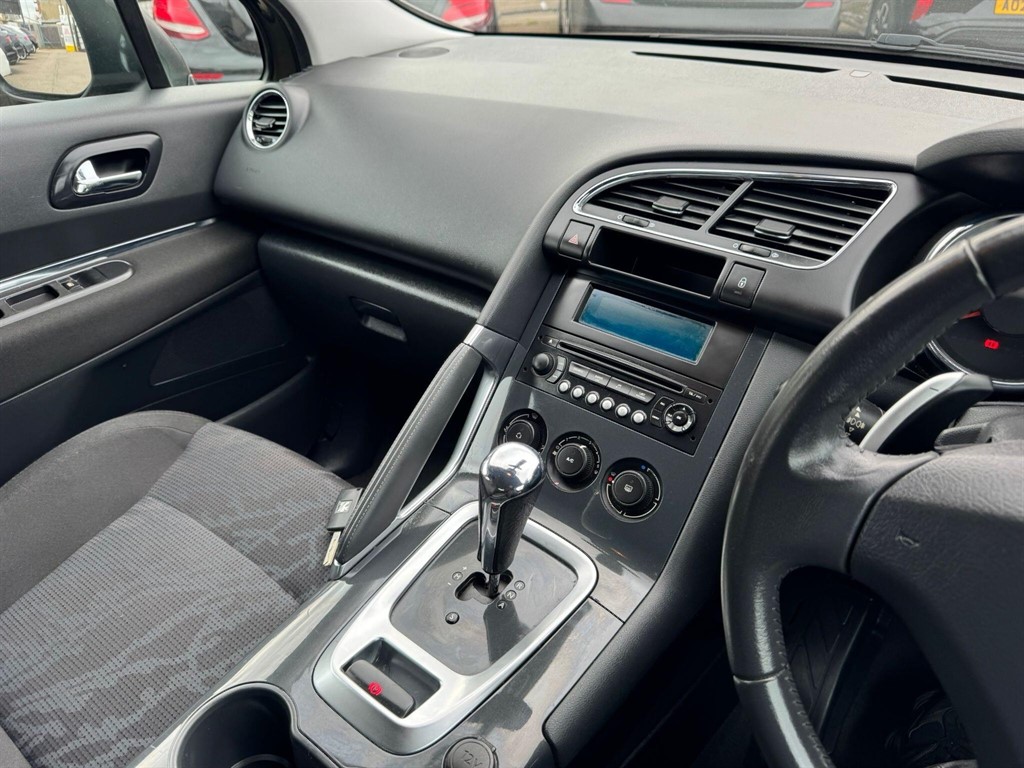 Used Peugeot 3008 2011 for sale - 77641064: Photo 24