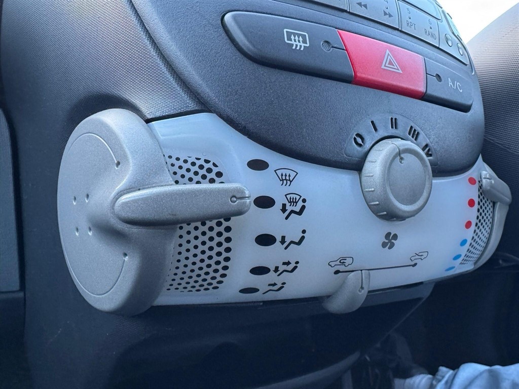 Used Peugeot 107 2012 for sale - 76780487: Photo 49