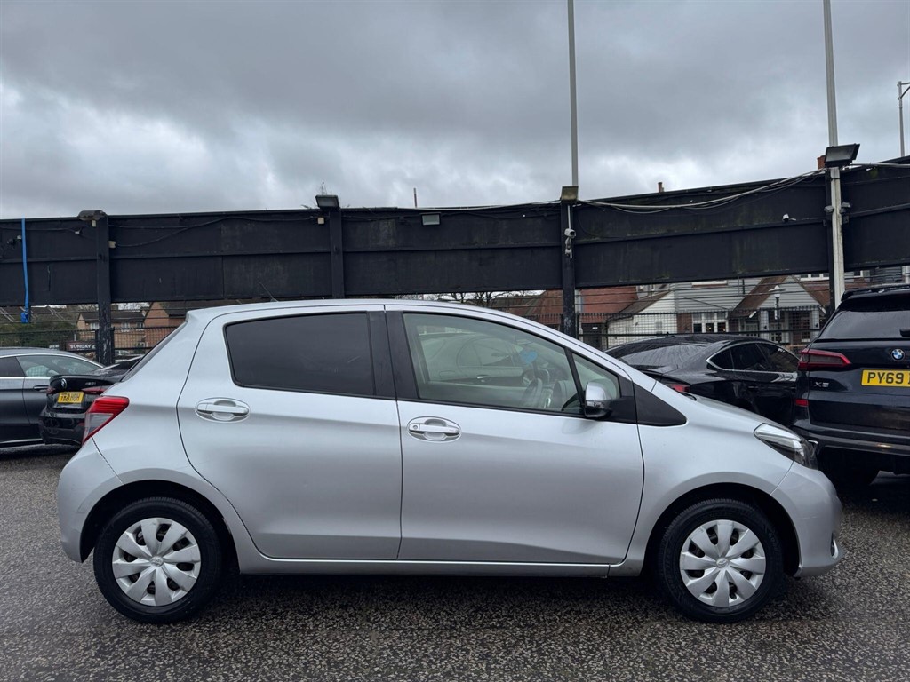 Used Toyota Yaris 2024 for sale - 77519511: Photo 17