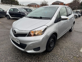 Used Toyota Yaris 2024 for sale - 77519511: Photo