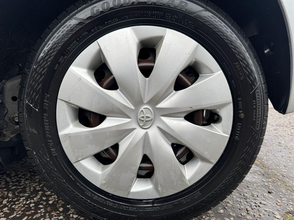 Used Toyota Yaris 2024 for sale - 77519511: Photo 50