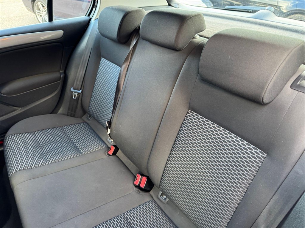 Used Volkswagen Golf 2009 for sale - 76494173: Photo 32