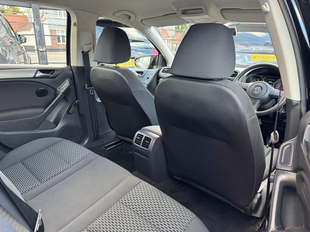 Used Volkswagen Golf 2009 for sale - 76494173: Photo 33