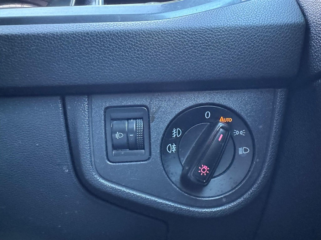 Used Volkswagen Polo 2018 for sale - 77576740: Photo 45