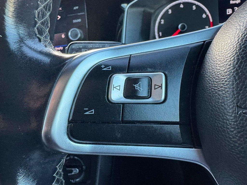 Used Volkswagen Polo 2018 for sale - 77576740: Photo 46