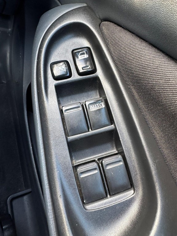 Used Nissan Almera 2005 for sale - 76615928: Photo 33