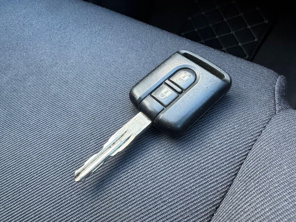 Used Nissan Almera 2005 for sale - 76615928: Photo 37