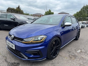 Used Volkswagen Golf 2018 for sale - 75567051: Photo