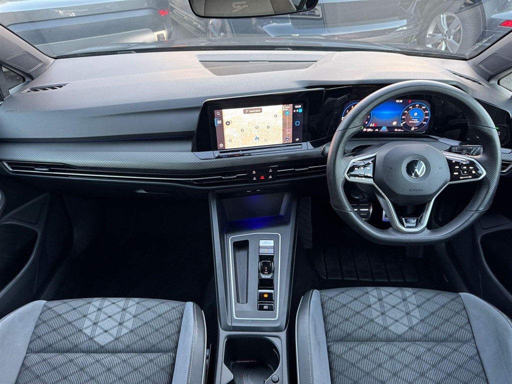 Used Volkswagen Golf 2022 for sale - 77134184: Photo 76