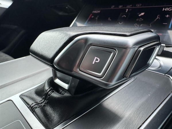Used Audi A6 Avant 2019 for sale - 75776275: Photo 44