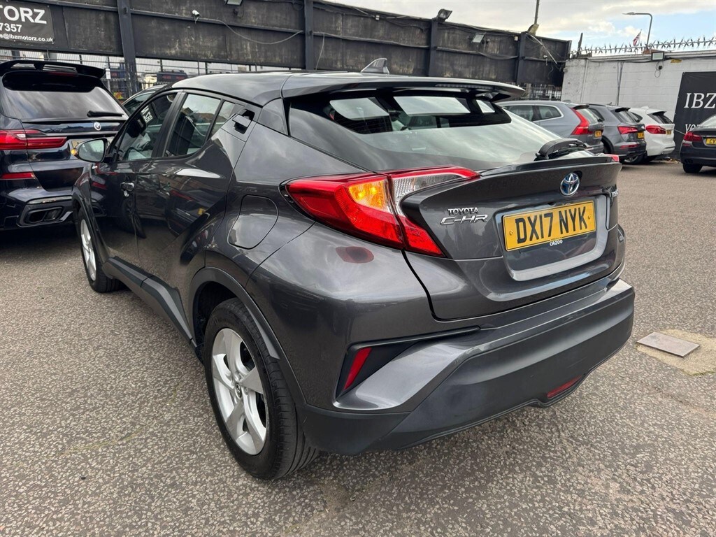 Used Toyota C-HR 2017 for sale - 78067265: Photo 14