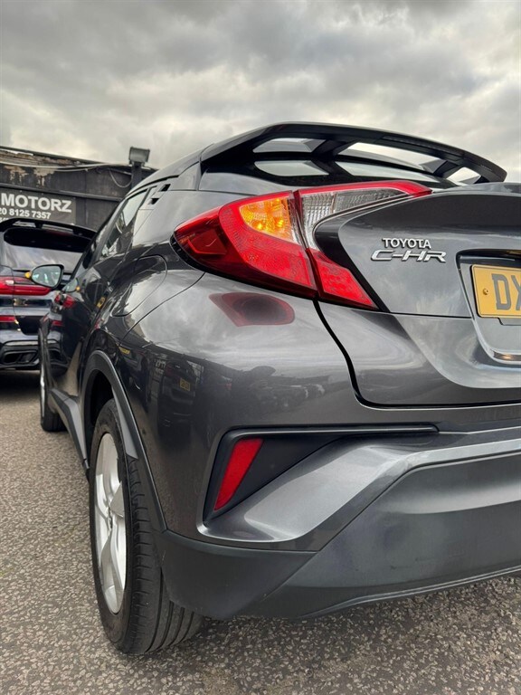 Used Toyota C-HR 2017 for sale - 78067265: Photo 30
