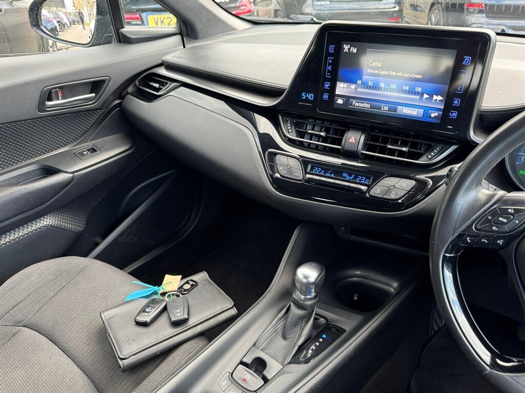 Used Toyota C-HR 2017 for sale - 78067265: Photo 35