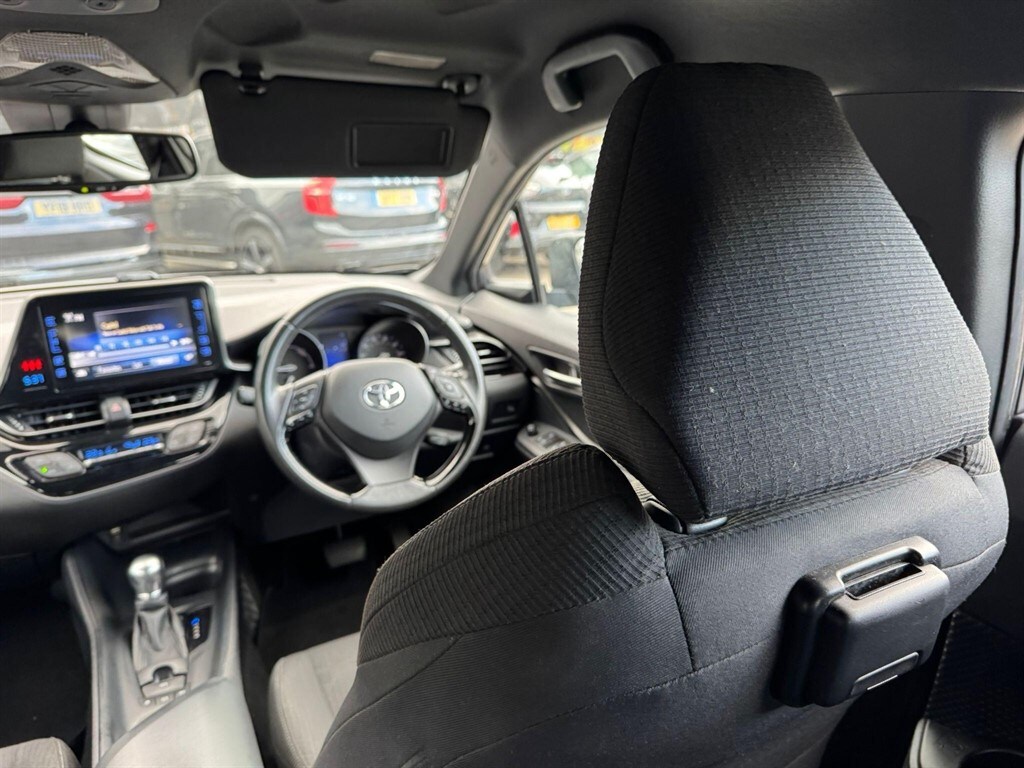 Used Toyota C-HR 2017 for sale - 78067265: Photo 38