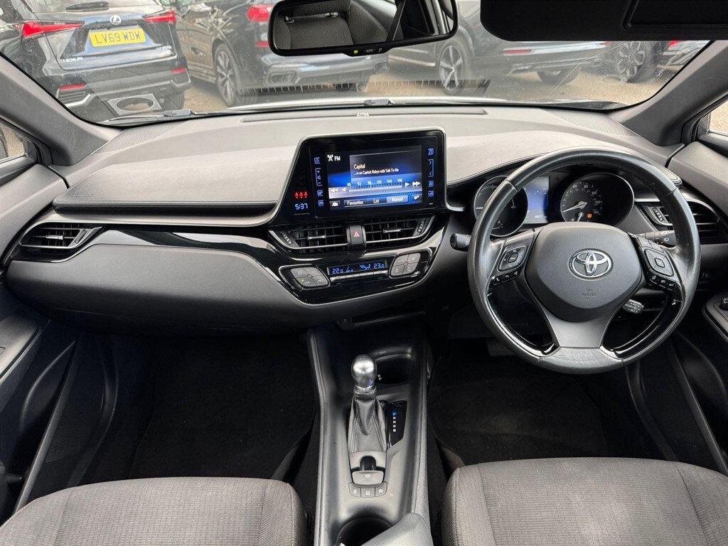 Used Toyota C-HR 2017 for sale - 78067265: Photo 40