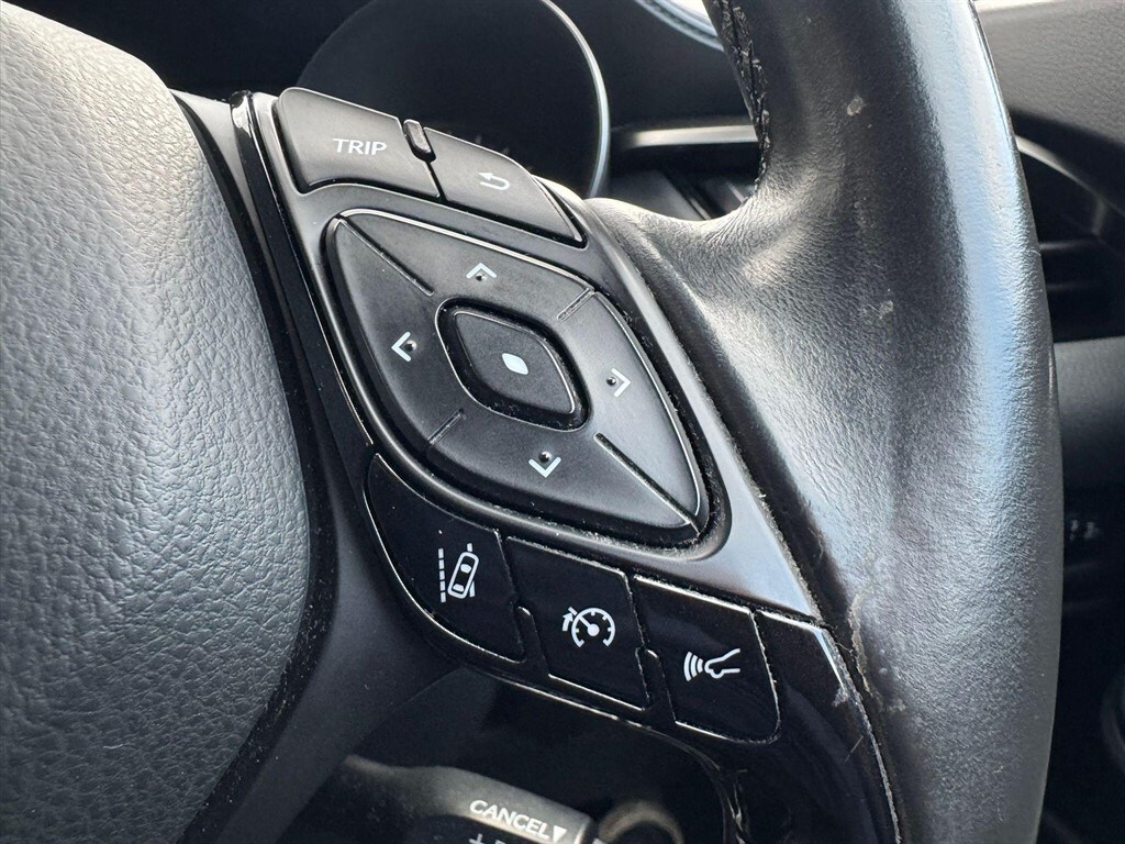 Used Toyota C-HR 2017 for sale - 78067265: Photo 54