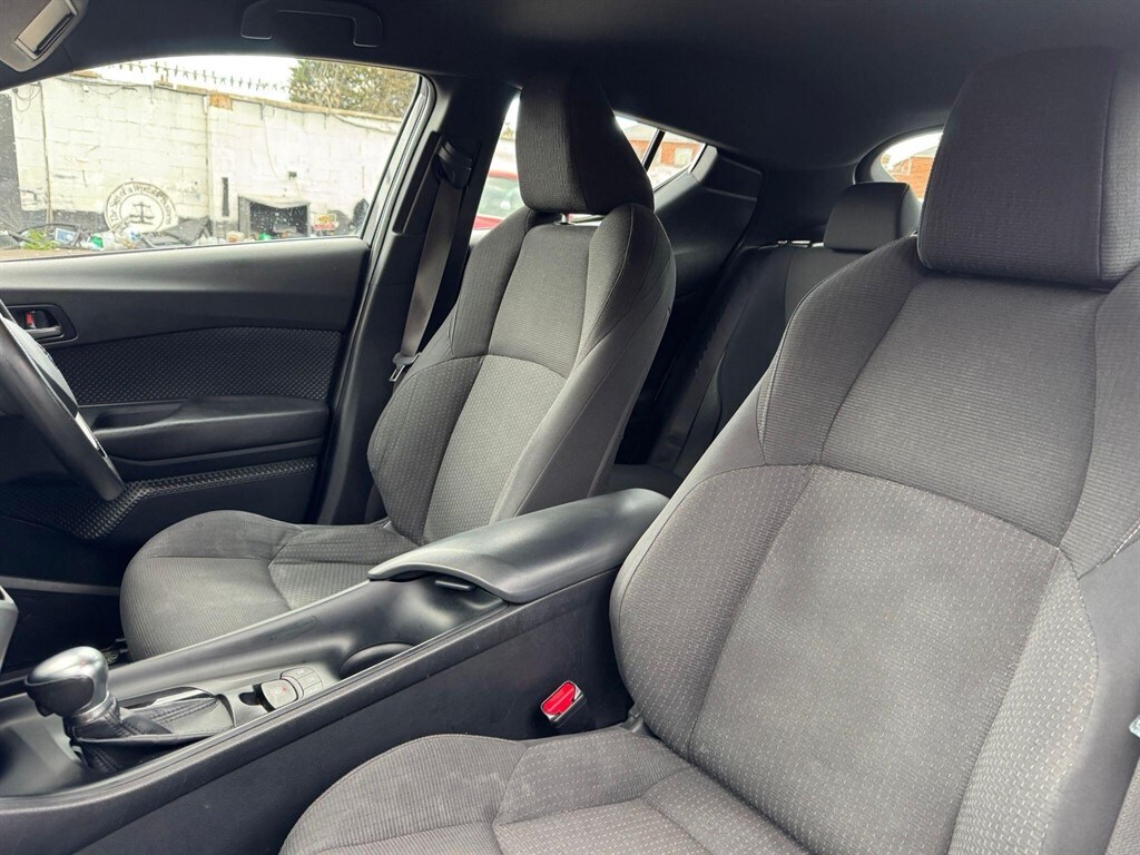 Used Toyota C-HR 2017 for sale - 78067265: Photo 68