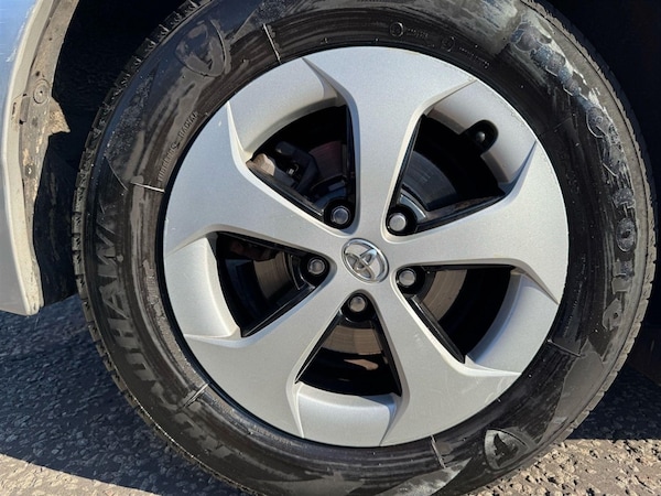 Used Toyota Prius 2019 for sale - 75567022: Photo 57