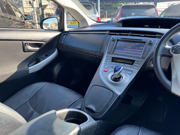 Used Toyota Prius 2019 for sale - 75567022: Photo 6