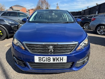 Used Peugeot 308 2018 for sale - 75567023: Photo
