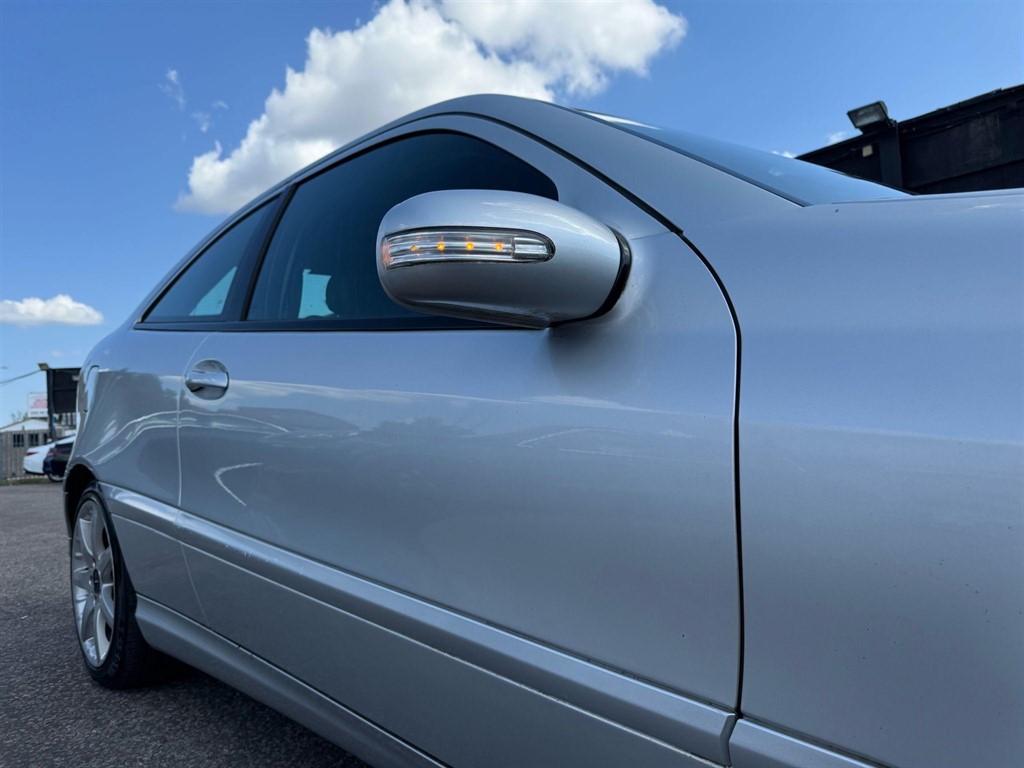 Used Mercedes-Benz C Class 2006 for sale - 76652891: Photo 19