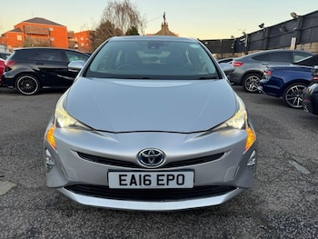 Used Toyota Prius 2016 for sale - 78332139: Photo