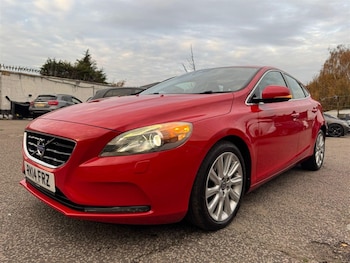 Used Volvo V40 2014 for sale - 76476278: Photo