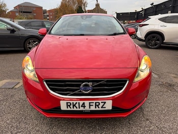 Used Volvo V40 2014 for sale - 76476278: Photo