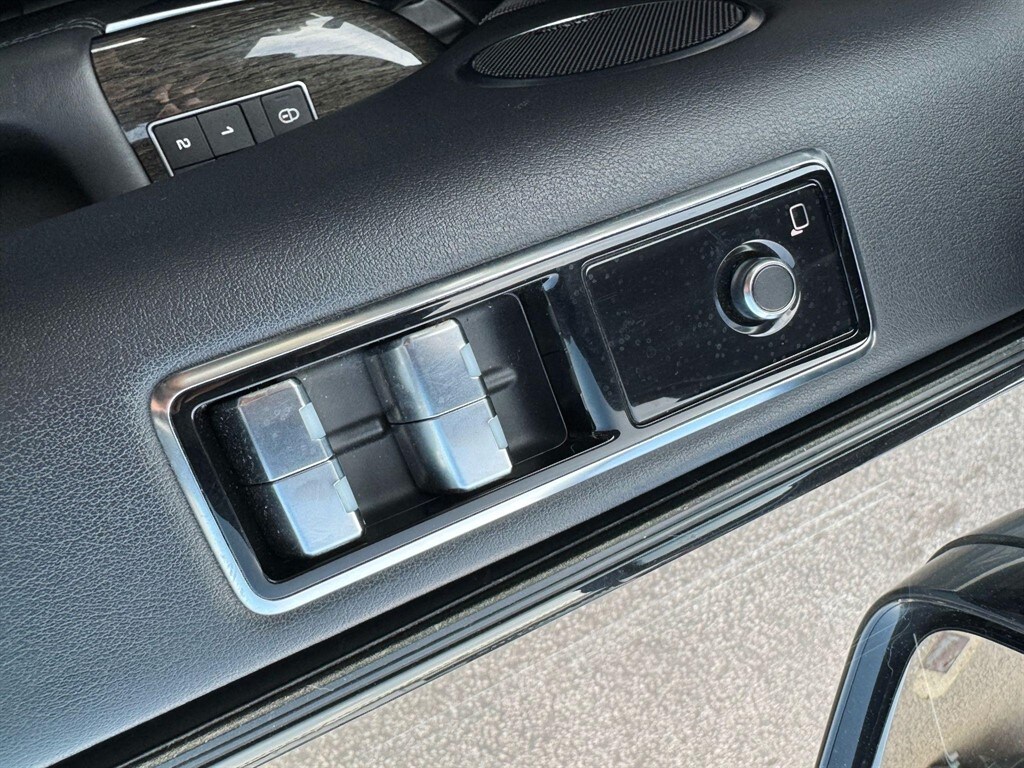 Vehicle 76