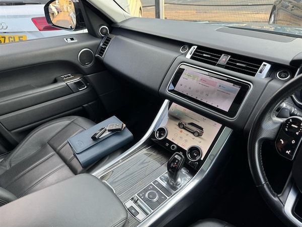 Used Land Rover Range Rover Sport 2018 for sale - 75567041: Photo 95