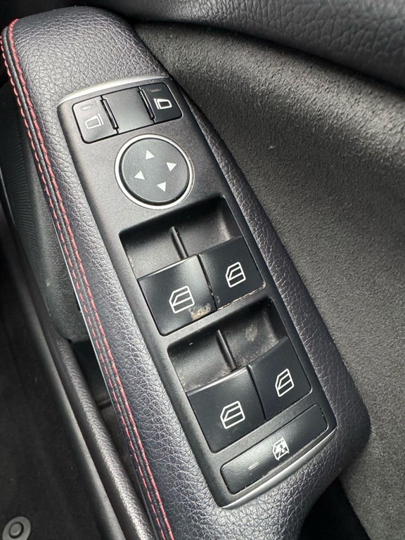 Used Mercedes-Benz GLC 2017 for sale - 77274619: Photo 57