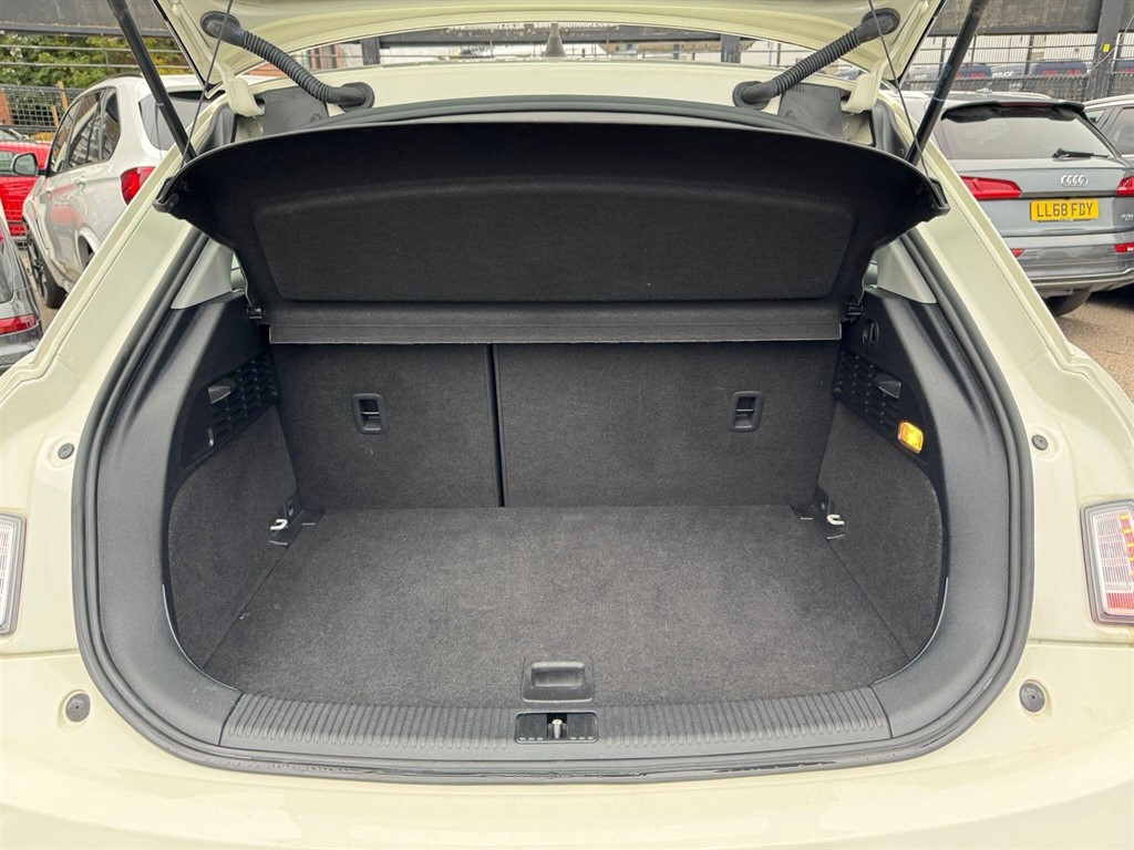 Used Audi A1 2012 for sale - 76255112: Photo 26