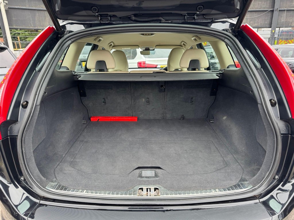 Used Volvo XC60 2015 for sale - 77047908: Photo 36