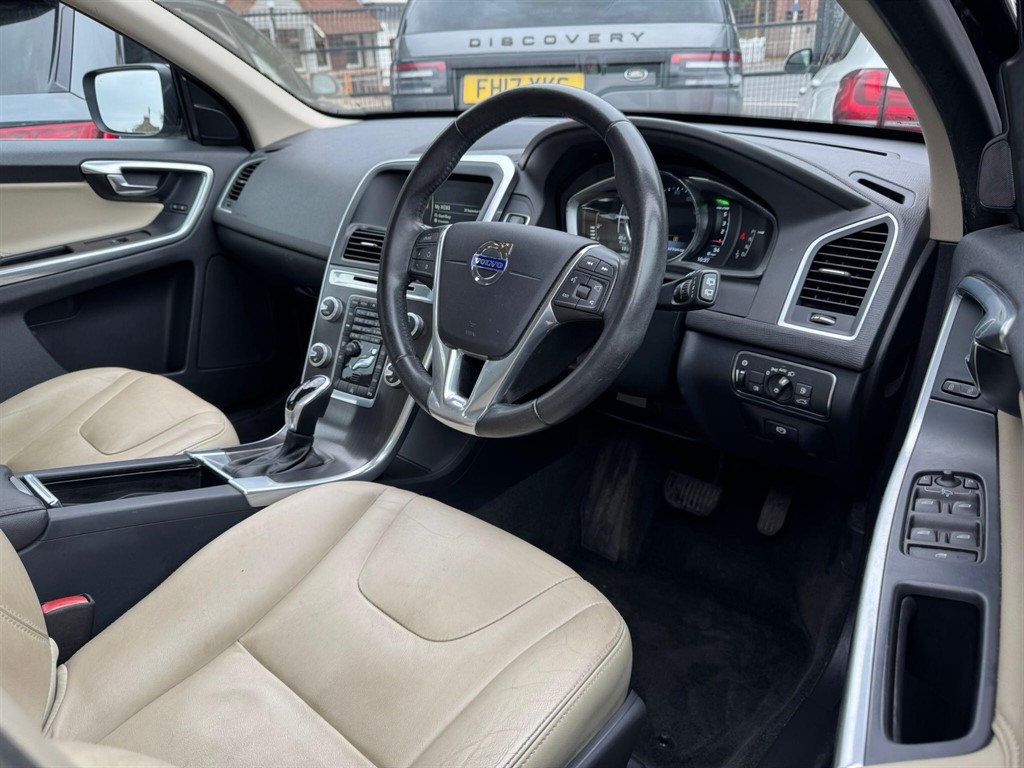 Used Volvo XC60 2015 for sale - 77047908: Photo 46