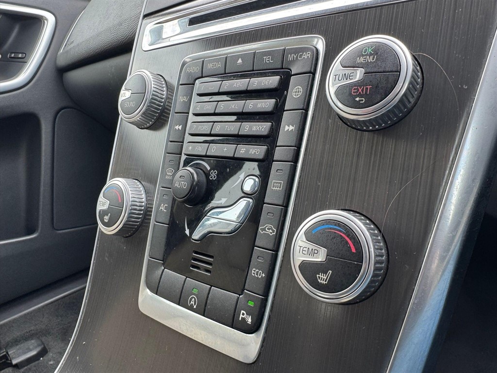 Used Volvo XC60 2015 for sale - 77047908: Photo 47