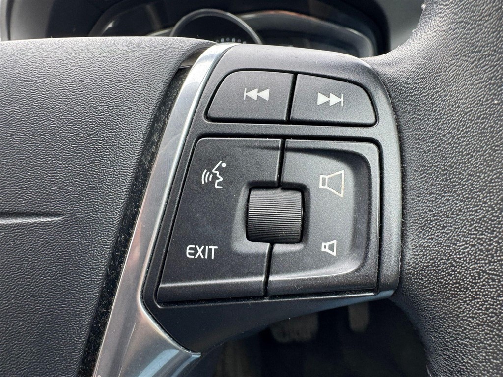 Used Volvo XC60 2015 for sale - 77047908: Photo 55