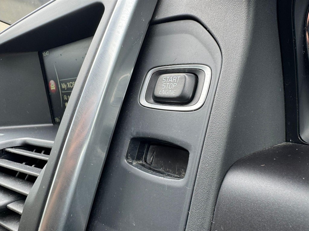 Used Volvo XC60 2015 for sale - 77047908: Photo 61