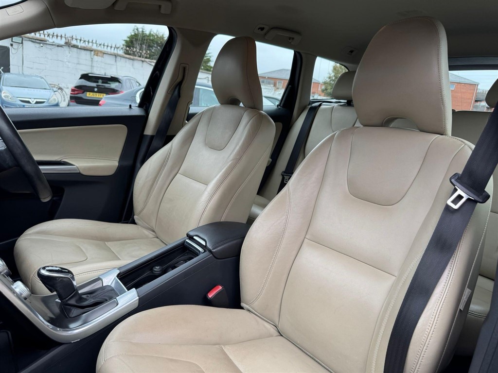 Used Volvo XC60 2015 for sale - 77047908: Photo 71