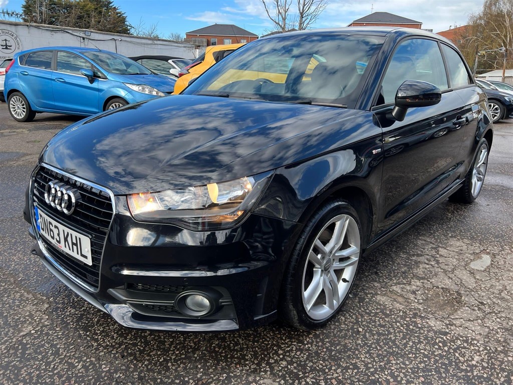 Used Audi A1 2013 for sale - 76589966: Photo 2