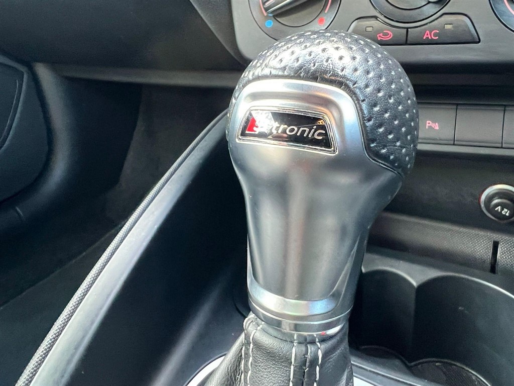 Used Audi A1 2013 for sale - 76589966: Photo 32