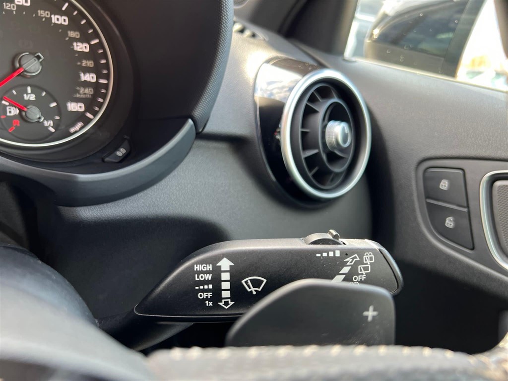 Used Audi A1 2013 for sale - 76589966: Photo 40