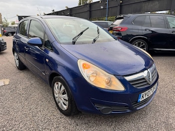 Vauxhall - Corsa