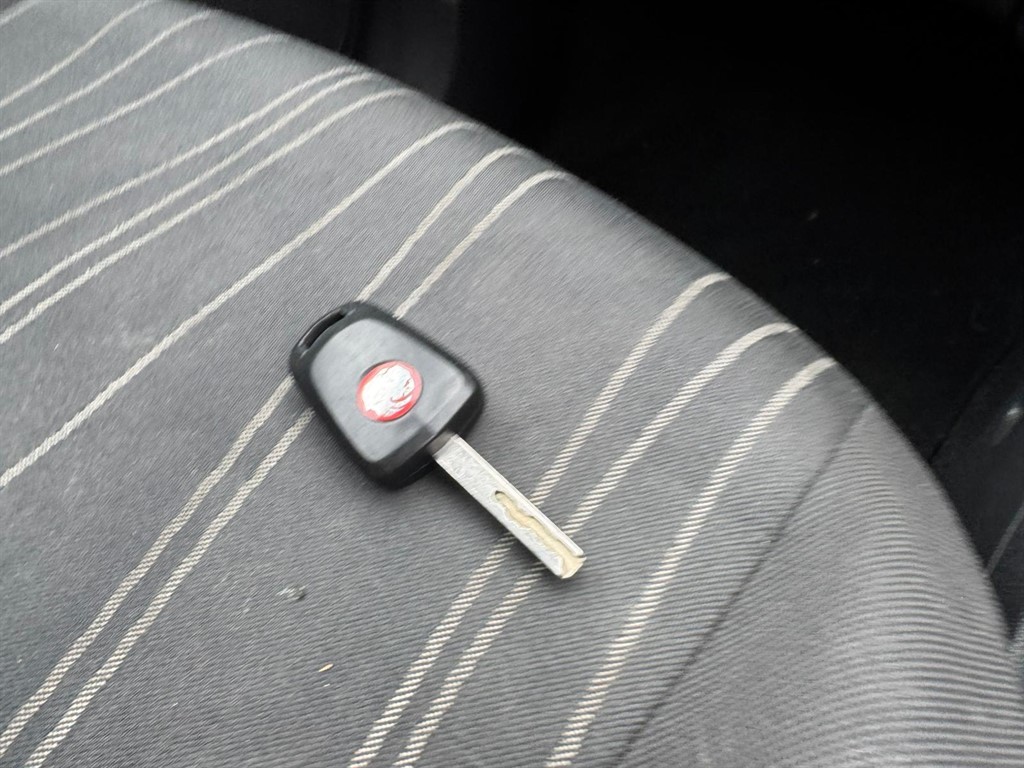 Used Vauxhall Corsa 2007 for sale - 76022118: Photo 21