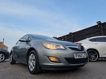 Used Vauxhall Astra 2010 for sale - 76568198: Photo