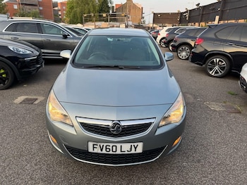 Used Vauxhall Astra 2010 for sale - 76568198: Photo