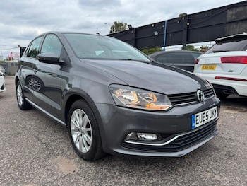 Used Volkswagen Polo 2015 for sale - 79269020: Photo