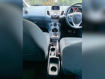 Used Ford Fiesta 2011 for sale - 77702891: Photo